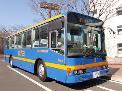 構内循環バス1