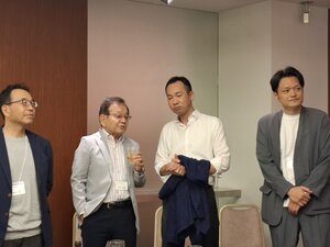 後援会・校友会懇談会写真1.jpg